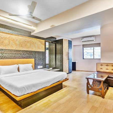 Oyo Flagship 83396 Hotel Vinyasa Residency Bombay Exterior foto