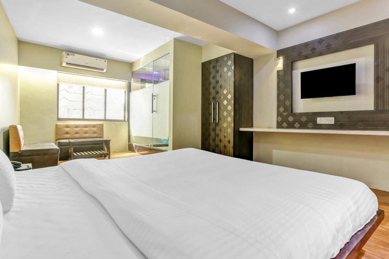 Oyo Flagship 83396 Hotel Vinyasa Residency Bombay Exterior foto