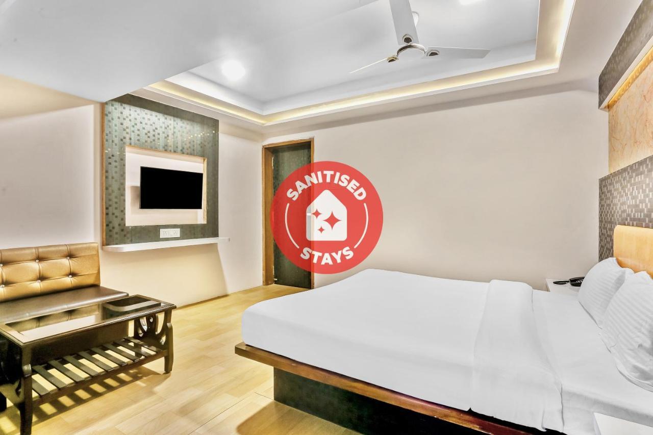 Oyo Flagship 83396 Hotel Vinyasa Residency Bombay Exterior foto